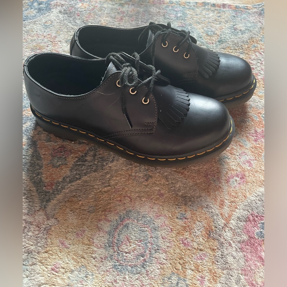 Dr Martens 1461 in Excellent condition. US Women’s 7. EU 38